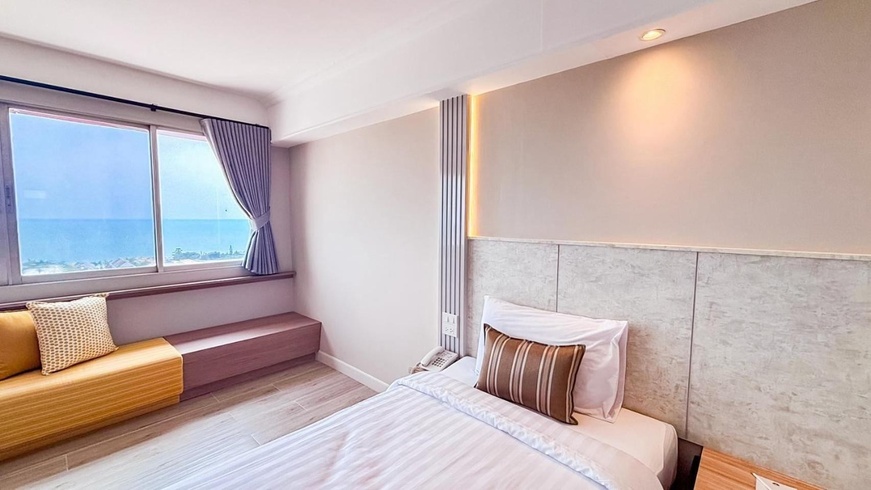 Hua Hin Grand Hotel And Plaza - Sha Extra Plus Εξωτερικό φωτογραφία